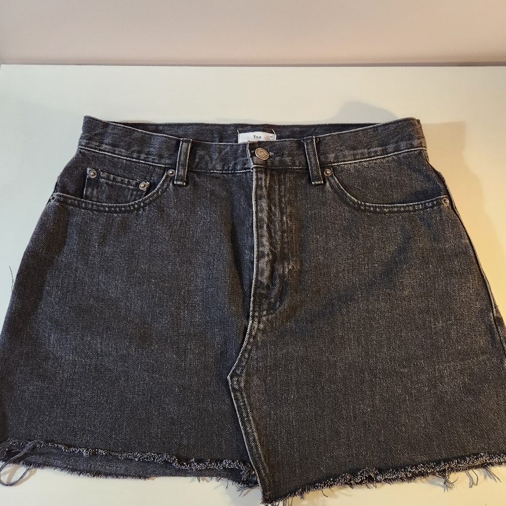 Aritizia TNA Jean Mini Skirt